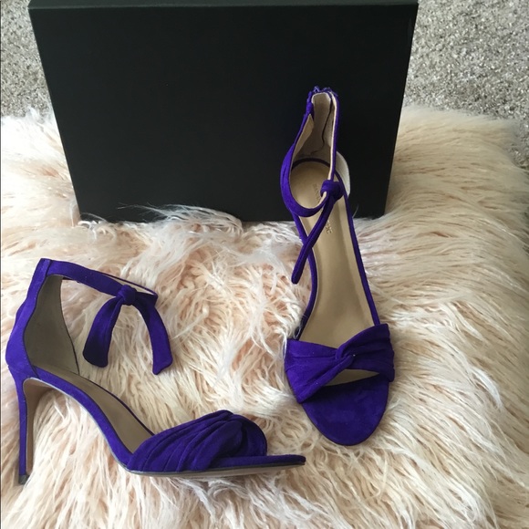 💲1 DAY SALE💲Banana Republic Sandals - Picture 4 of 4